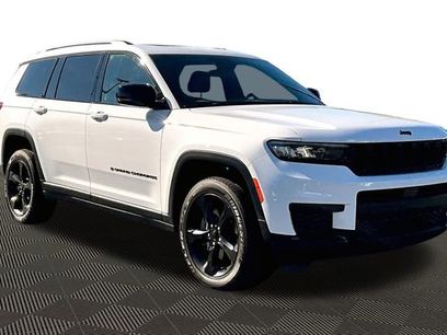 Used 2024 Jeep Grand Cherokee L Altitude