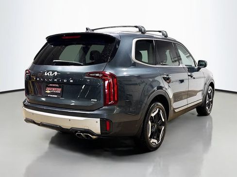 Used 2024 Kia Telluride S AWD/4WD image 6