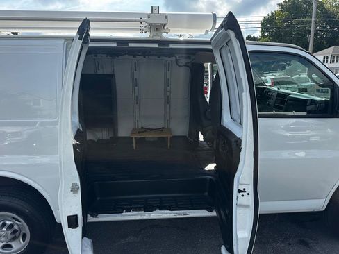 Used 2019 Chevrolet Express 2500 w/ Safety Package RWD image 8