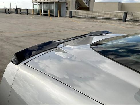 Used 2005 Chevrolet Corvette Coupe w/ Preferred Equipment Group RWD image 37
