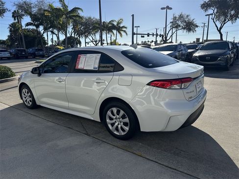 Used 2024 Toyota Corolla LE image 13