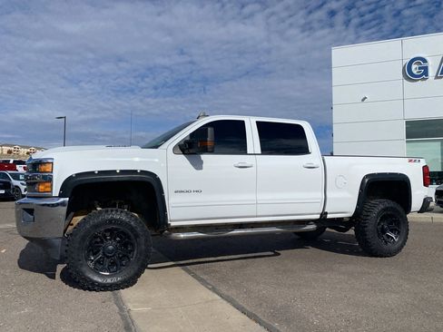 Used 2017 Chevrolet Silverado 2500 LT w/ LT Fleet Convenience Package image 28