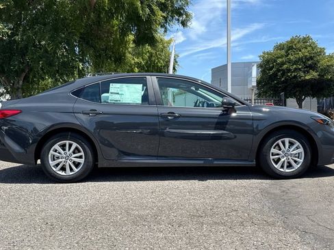 Used 2026 Toyota Camry LE w/ Convenience Package FWD image 3