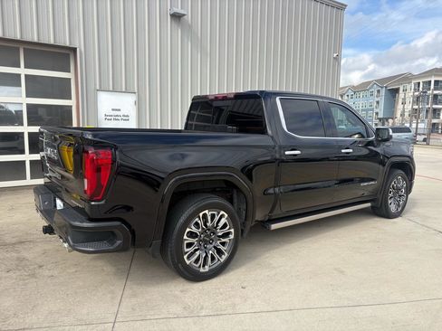 Used 2023 GMC Sierra 1500 Denali Ultimate image 8