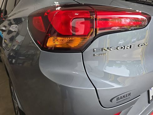 Certified 2022 Buick Encore GX Select w/ Sport Touring Package AWD/4WD image 36
