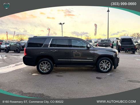 Used 2017 GMC Yukon Denali w/ Open Road Package image 4