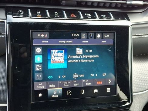 Used 2024 Jeep Grand Cherokee Altitude image 22