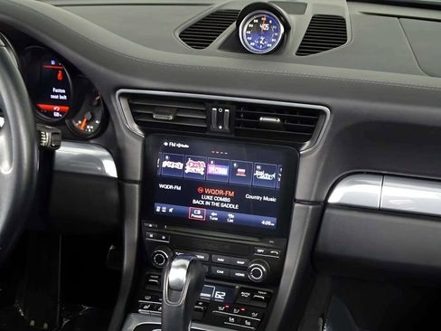 Used 2019 Porsche 911 Carrera S image 25