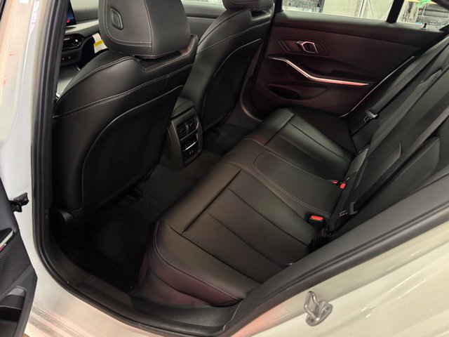 Used 2026 BMW 330i xDrive Sedan w/ Premium Package AWD/4WD image 19