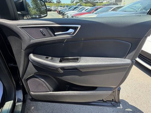 Used 2018 Ford Edge SEL w/ Equipment Group 201A AWD/4WD image 19