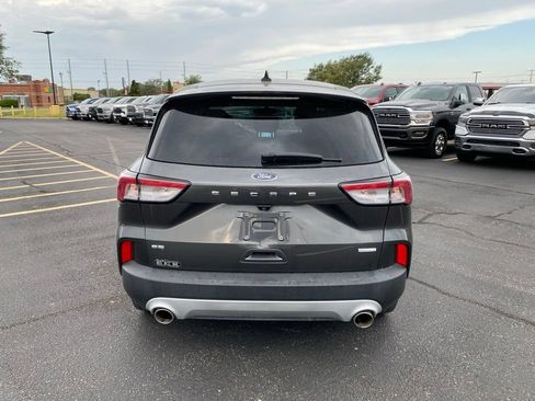 Used 2020 Ford Escape SE FWD image 7