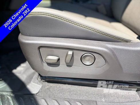 New 2026 Chevrolet Colorado ZR2 w/ Technology Package AWD/4WD image 11