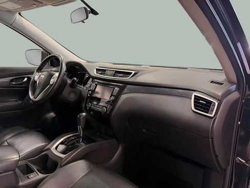 Used 2016 Nissan Rogue SL w/ SL Premium Package image 30