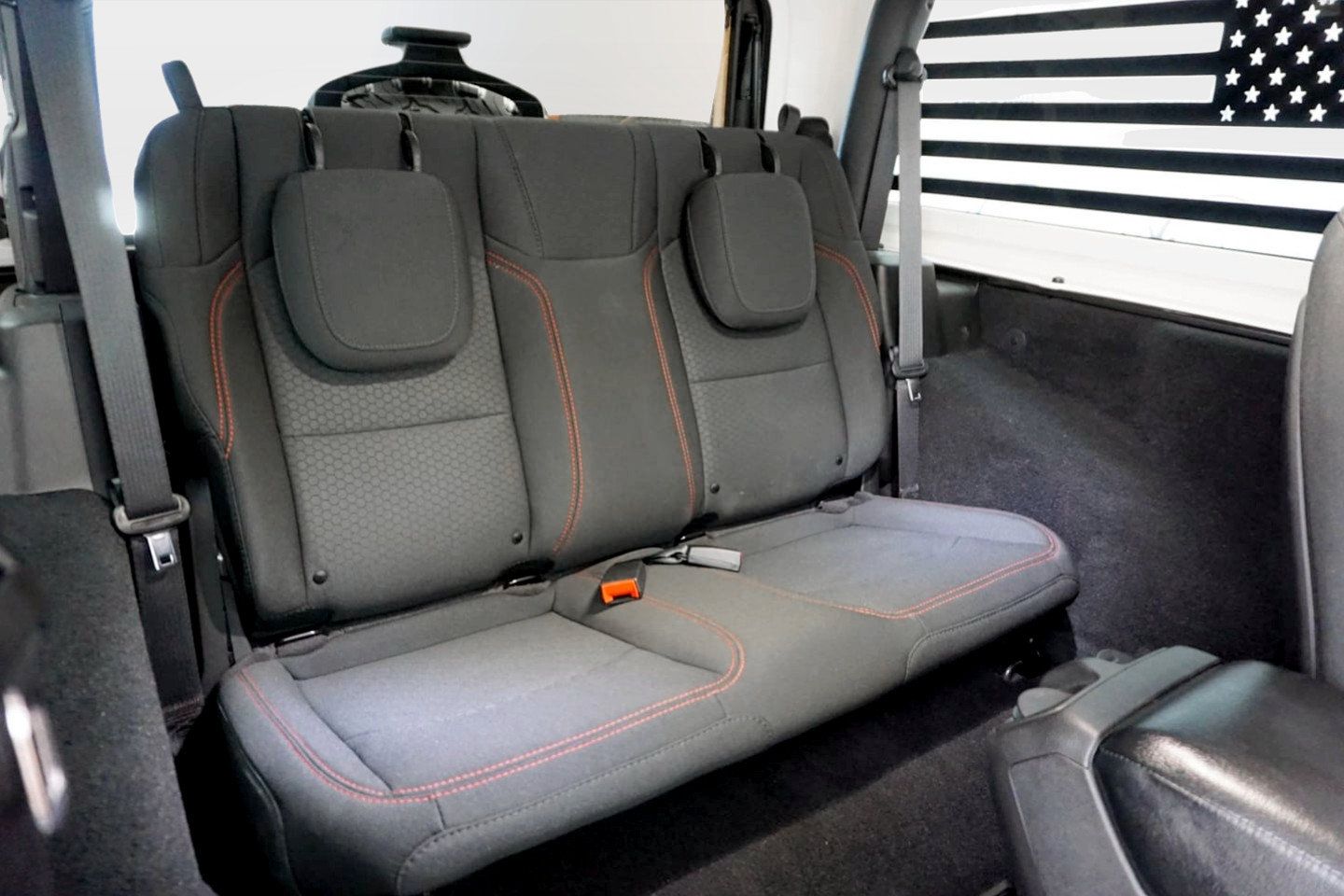 Used 2021 Jeep Wrangler Rubicon w/ LED Lighting Group AWD/4WD image 19