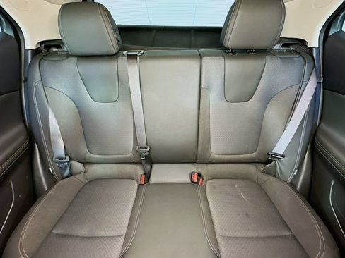 Used 2024 Buick Encore GX Preferred FWD image 13