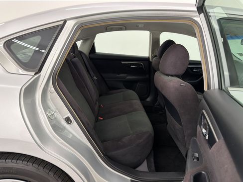 Used 2013 Nissan Altima 2.5 S FWD image 27