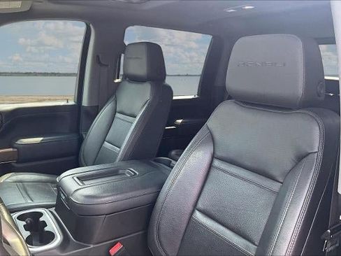 Used 2021 GMC Sierra 2500 Denali w/ Denali Ultimate Package AWD/4WD image 22