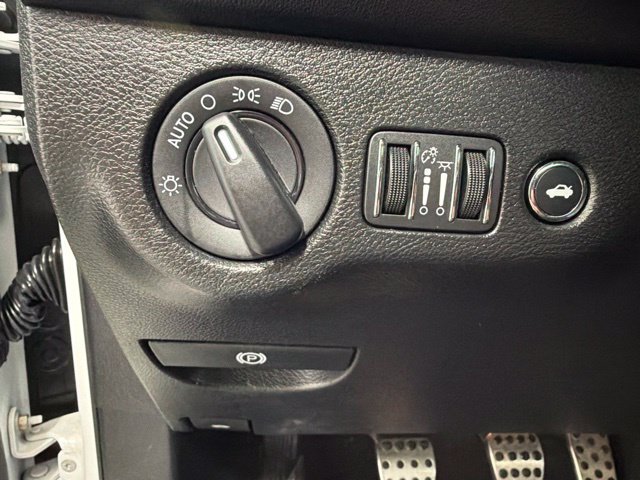 Used 2021 Dodge Challenger R/T Scat Pack RWD image 17