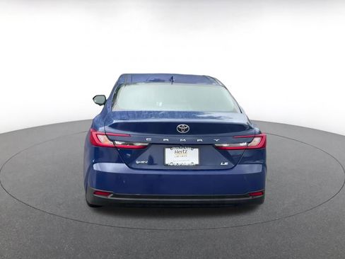 Used 2025 Toyota Camry LE image 11