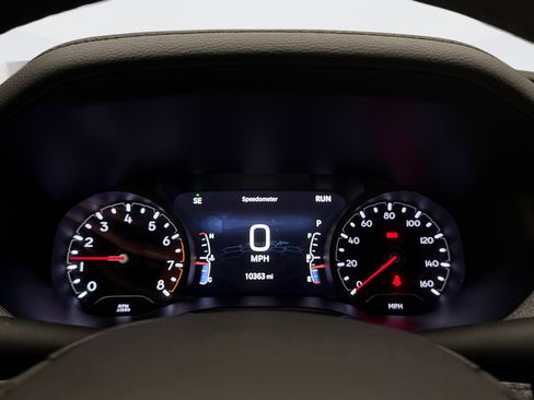 Used 2024 Jeep Compass Latitude image 13