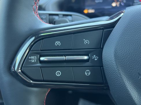 New 2026 Chevrolet Traverse RS FWD image 20