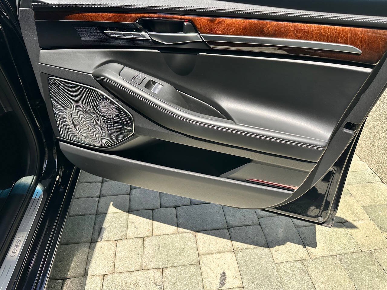 Used 2017 Genesis G90 5.0 Ultimate AWD/4WD image 67