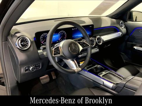 Certified 2026 Mercedes-Benz GLB 250 4MATIC image 19