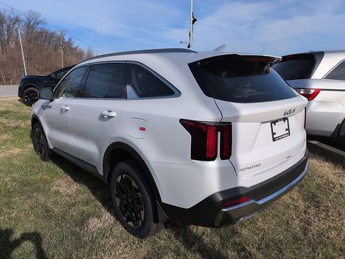 New 2026 Kia Sorento S AWD/4WD image 5