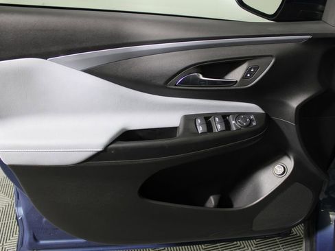 Used 2025 Buick Envista Preferred w/ Convenience I Package image 19