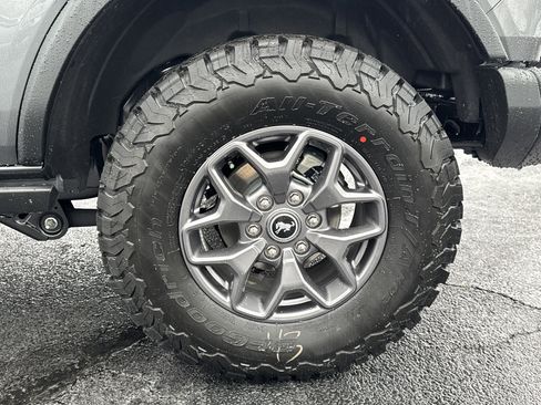 New 2025 Ford Bronco Badlands image 18