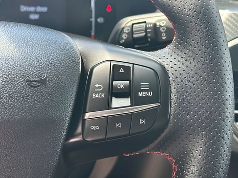 Used 2026 Ford Escape ST-Line AWD/4WD image 27