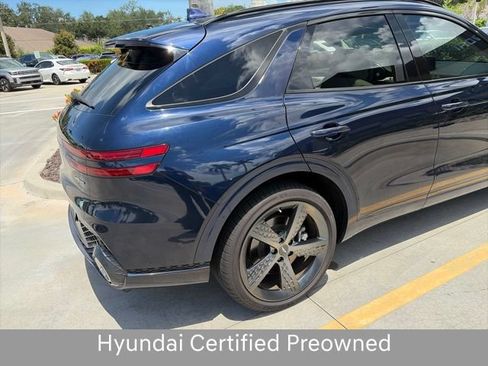 Used 2022 Genesis GV70 3.5T Sport w/ Sport Prestige Package AWD/4WD image 5
