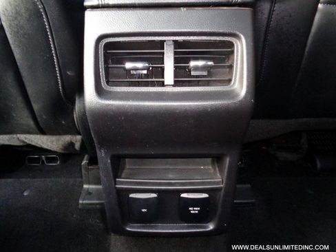 Used 2016 Ford Edge SEL w/ Equipment Group 201A image 18