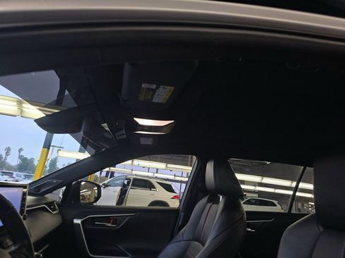 Used 2022 Toyota RAV4 XSE w/ Premium Package image 3