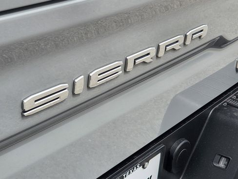 Used 2024 GMC Sierra 1500 Elevation AWD/4WD image 28