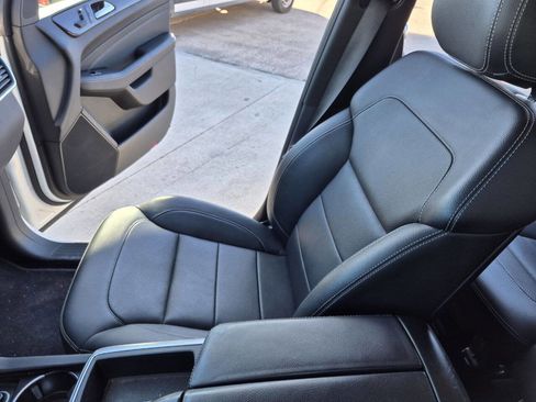 Used 2015 Mercedes-Benz ML 350 4MATIC image 25