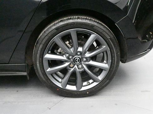 Used 2023 MAZDA MAZDA3 s image 10