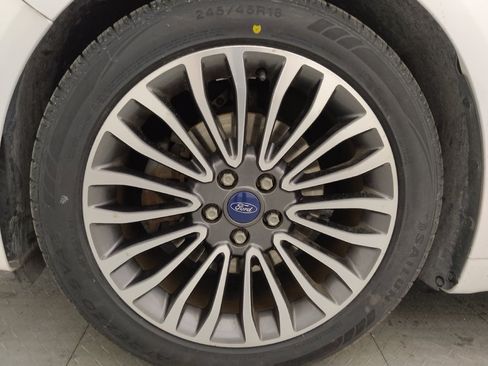 Used 2017 Ford Fusion SE w/ Fusion SE Technology Package FWD image 31
