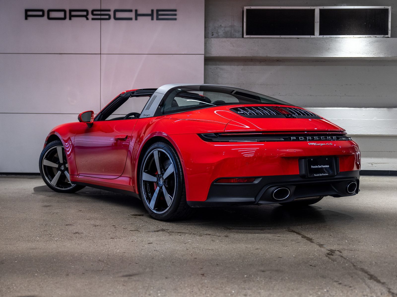 Certified 2026 Porsche 911 Targa 4S AWD/4WD image 3