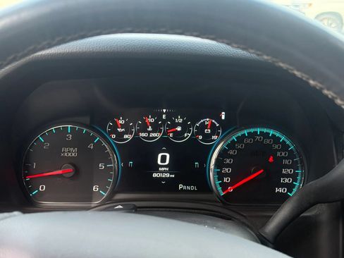 Used 2019 Chevrolet Suburban Premier w/ Premier Plus Edition AWD/4WD image 18