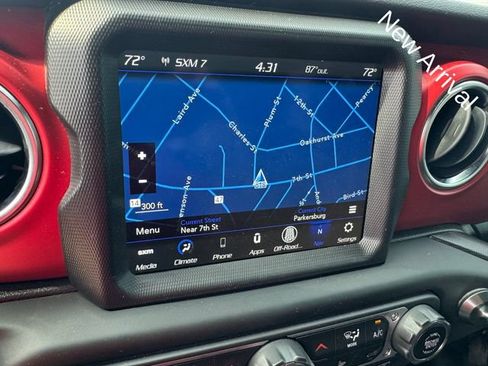 Used 2021 Jeep Wrangler Unlimited Rubicon AWD/4WD image 10