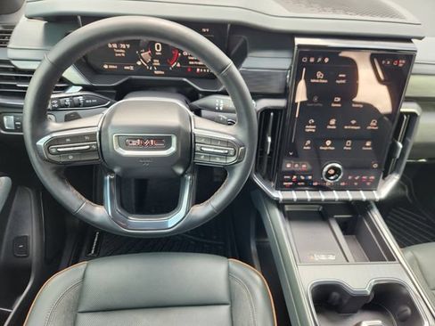 Used 2026 GMC Acadia AT4 w/ Luxury Package AWD/4WD image 28