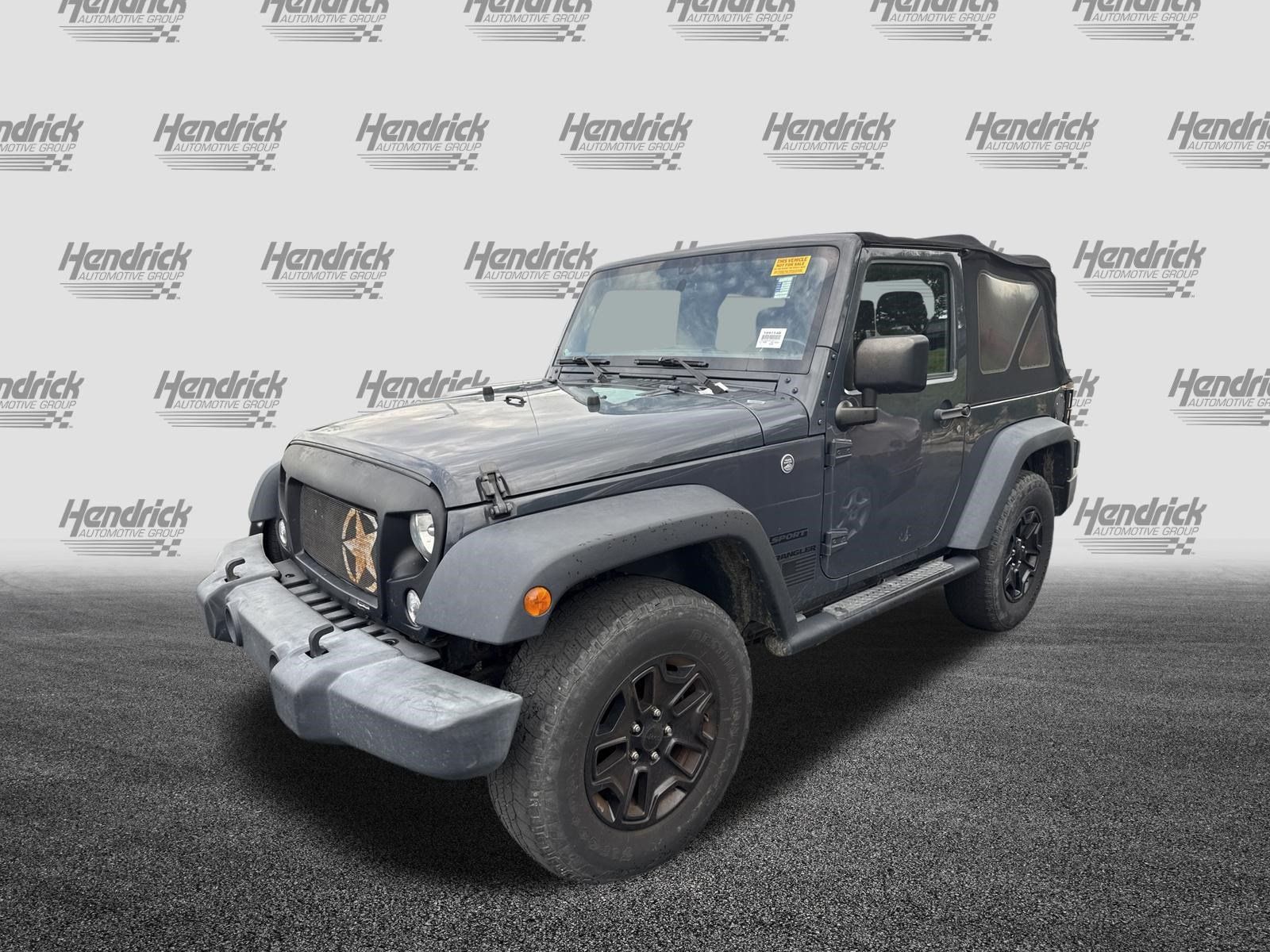 Used 2016 Jeep Wrangler Sport w/ Mopar Black Appearance Group AWD/4WD image 5