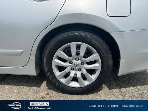Used 2017 Nissan Altima 2.5 S w/ Power Driver Seat Package FWD image 13