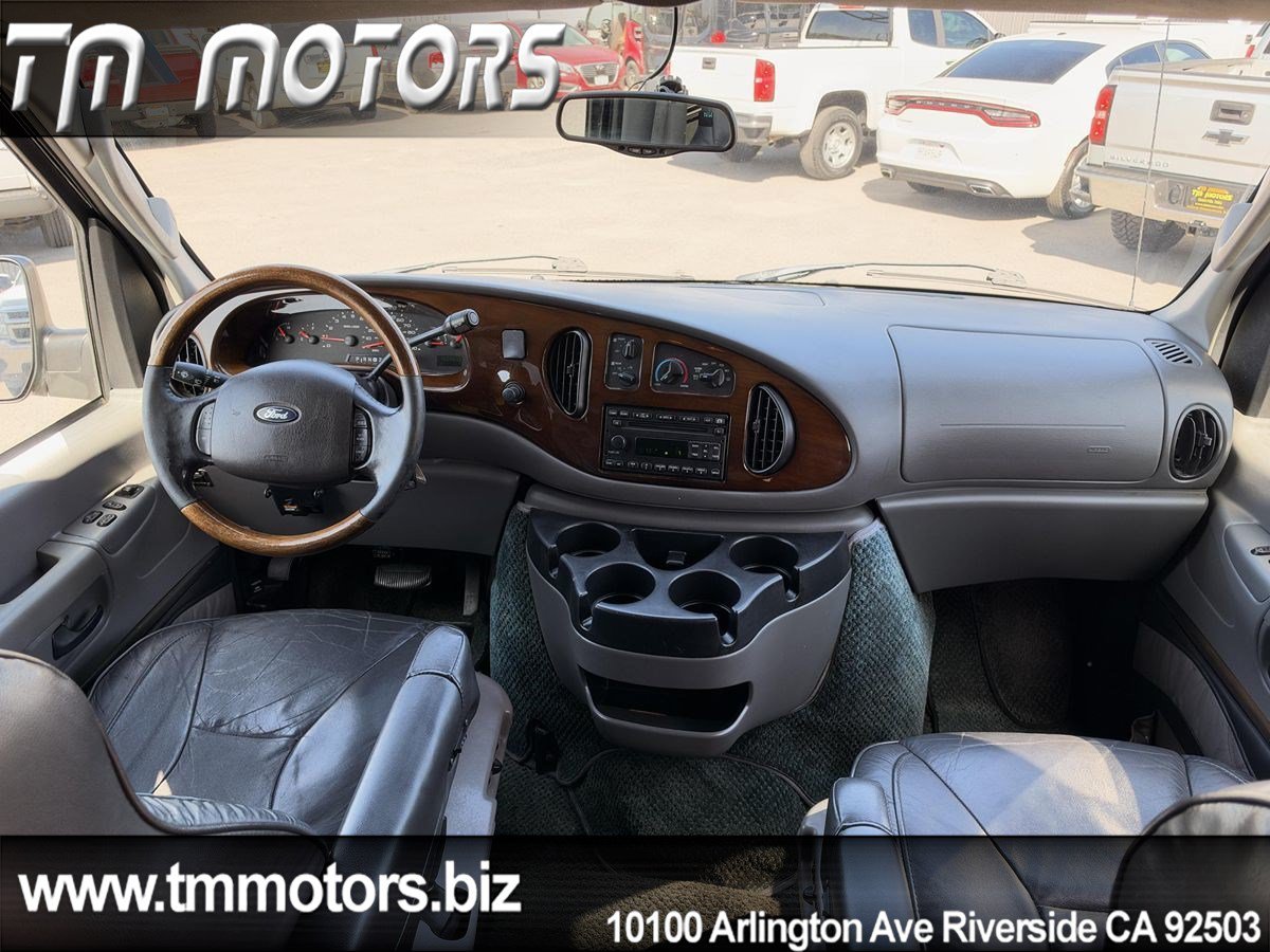 Used 2007 Ford E-250 and Econoline 250 Extended RWD image 6