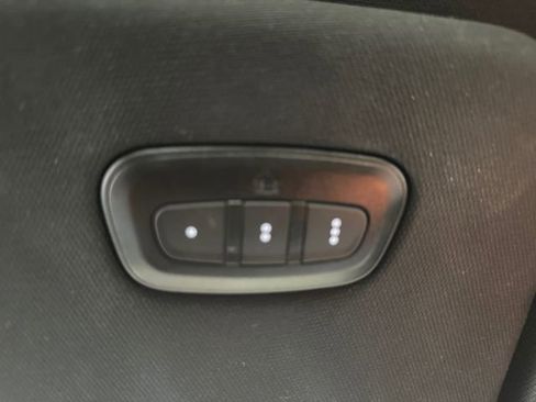 Used 2022 RAM 1500 Big Horn AWD/4WD image 33