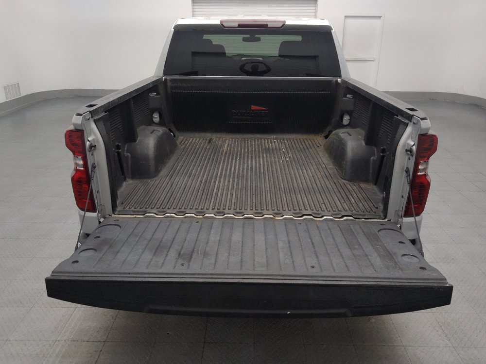 Used 2021 Chevrolet Silverado 1500 LT RWD image 29