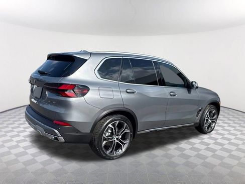 New 2026 BMW X5 sDrive40i image 5