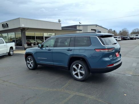 New 2026 Jeep Grand Cherokee L Limited AWD/4WD image 2
