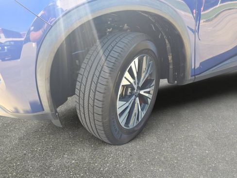 Used 2021 Nissan Rogue SV FWD image 29
